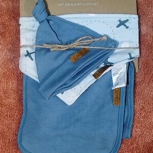 Lily Blue Baby Hat, Bib & Burp Cloth Set